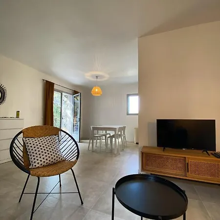 Casarella Lägenhet Lama